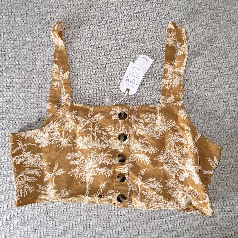 NWT FLORAL TANK TOP
